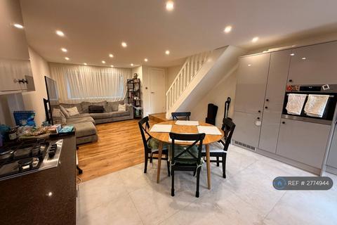 undefined, Crayford Close, London, E6