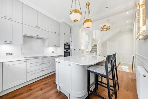 2 bedroom maisonette to rent, Kings Road, SW10