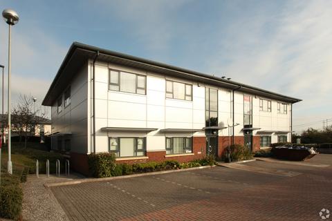 Office to rent, Old Gloucester Rd Bristol BS16 1GW