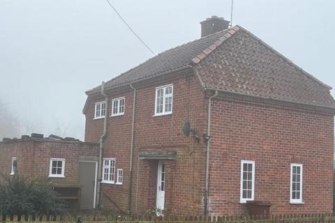 3 bedroom detached house to rent, Brookside, Hovingham, York