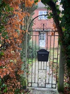3 bedroom detached house to rent, Brookside, Hovingham, York