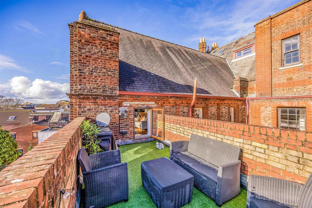 45 Brandon Court, Lawrence Road, Southsea-Small-Po