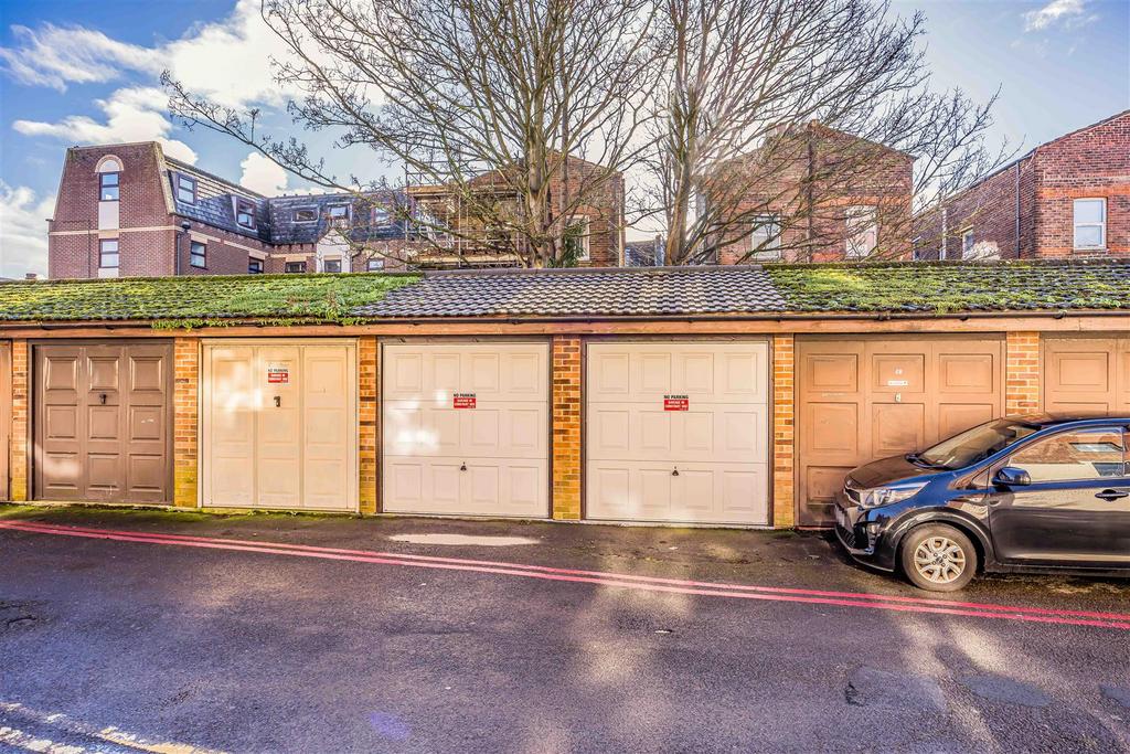 45 Brandon Court, Lawrence Road, Southsea-Small-Po