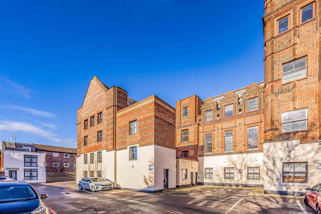 45 Brandon Court, Lawrence Road, Southsea-Small-Po