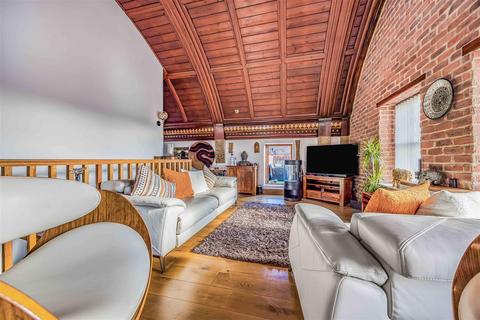 3 bedroom apartment for sale, Lawrence Road, Southsea PO5
