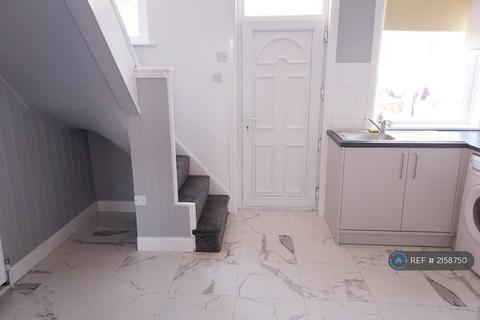2 bedroom terraced house to rent, Cutty Lane, Barnsley, S75