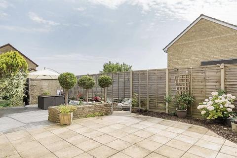 4 bedroom link detached house for sale, Cirencester