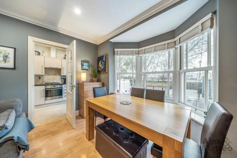 2 bedroom flat for sale, Raleigh Court, Rotherhithe, SE16