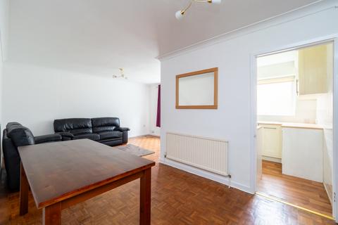 undefined, Gloucester Court, Sutton SM2