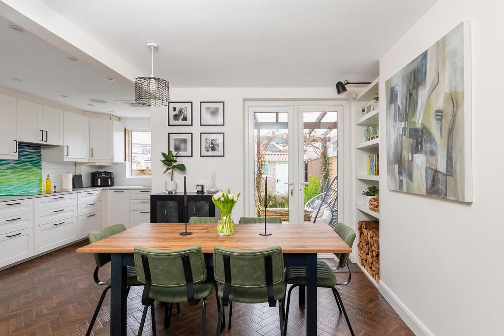 0 G1 ABH - Dining Room D.jpg