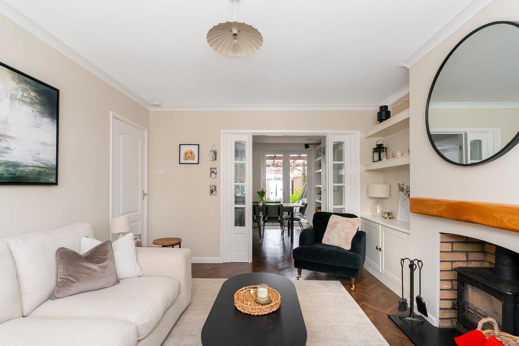 0 G1 ABH - Living Room C.jpg