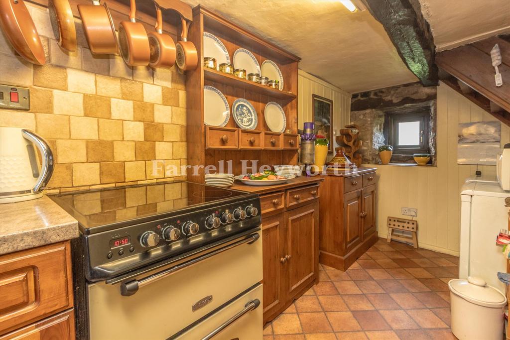 Kitchen image 2