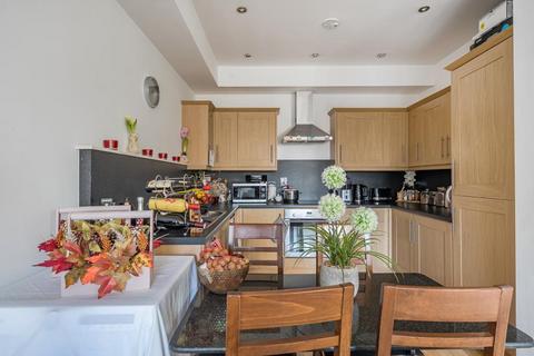 undefined, Newbury,  Berkshire,  RG14