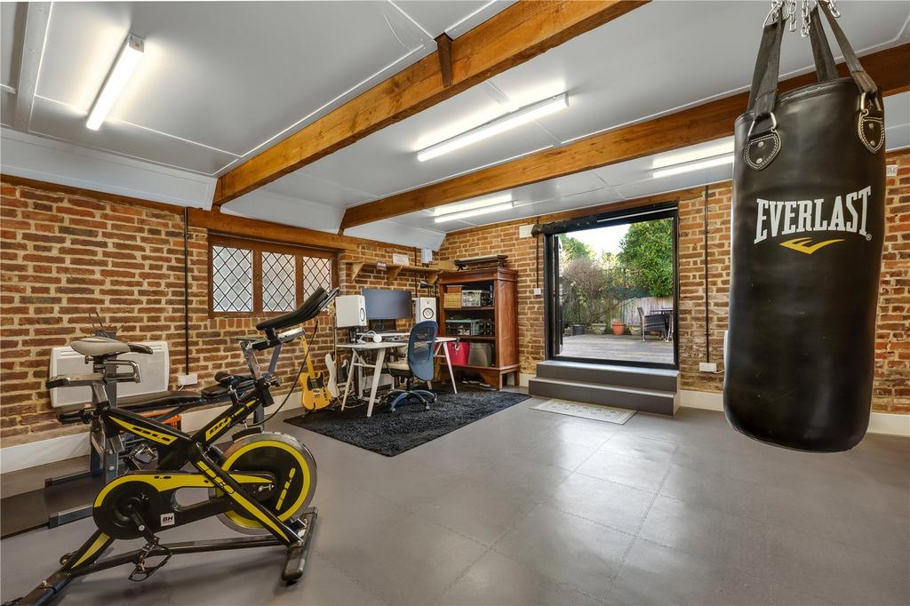Garage Gym