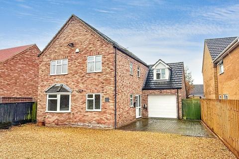 4 bedroom detached house for sale, Back Road, Murrow, PE13