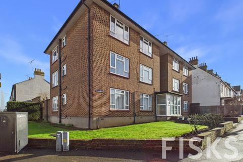 2 bedroom apartment for sale, Westbourne Grove, Westcliff-on-sea, SS0