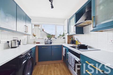 2 bedroom apartment for sale, Westbourne Grove, Westcliff-on-sea, SS0