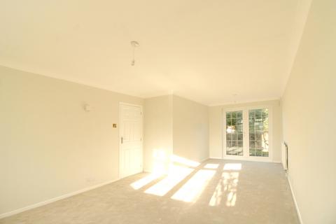 3 bedroom end of terrace house for sale, Wayne Close, Orpington BR6