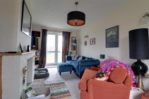 undefined, Holbury Crescent, Whitminster