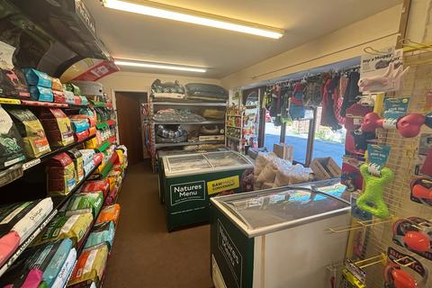 Retail property (high street) to rent, Union St Cheddar BS27 3NA