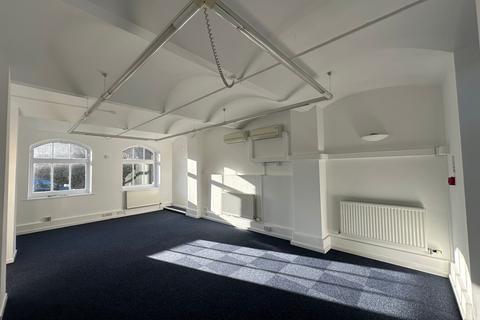 Office to rent, Upper Bristol Rd Bath BA1 3AU