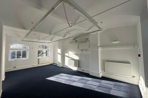 Office to rent, Upper Bristol Rd Bath BA1 3AU