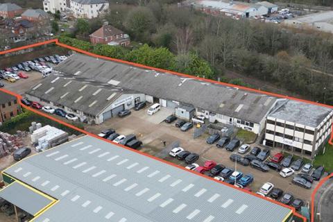 Warehouse to rent, Duncan Rd Park Gate SO31 1BX