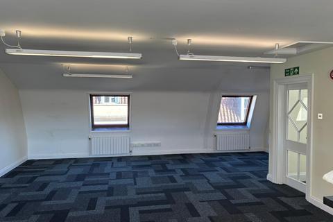 Office to rent, 4-5 Palace Yard Mews Bath BA1 2NH