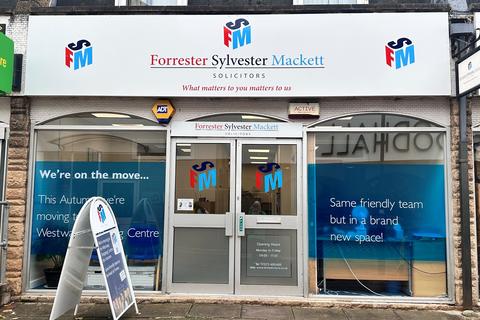 Retail property (high street) to rent, 6 Kingsway Shopping Prec Frome BA11 1BT