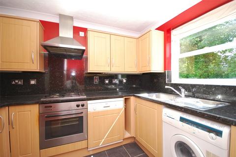 2 bedroom townhouse to rent, Vicarage Drive, Beckenham, BR3