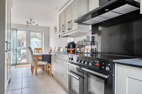 undefined, Chandler Mews, Carterton, Oxfordshire, OX18