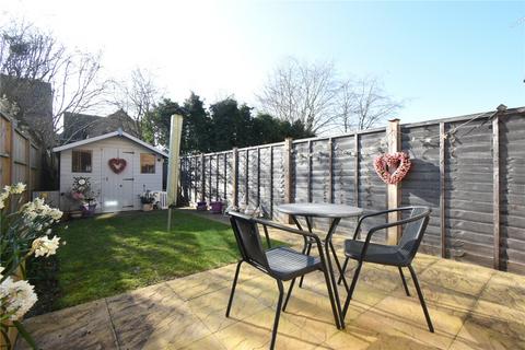 undefined, Bowling Green Drive, Hampshire RG27