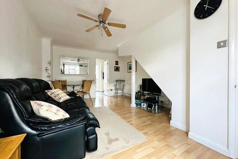 2 bedroom end of terrace house for sale, Muncies Mews, London, SE6