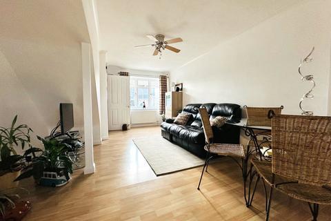 2 bedroom end of terrace house for sale, Muncies Mews, London, SE6