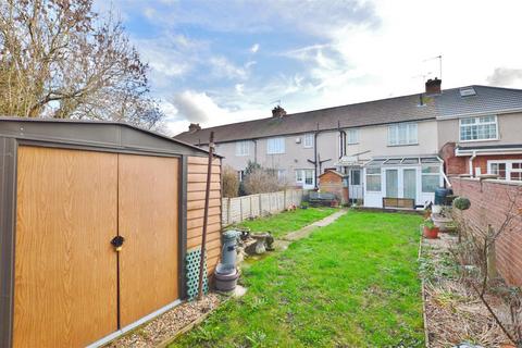 3 bedroom terraced house for sale, Elmwood Road, Slough