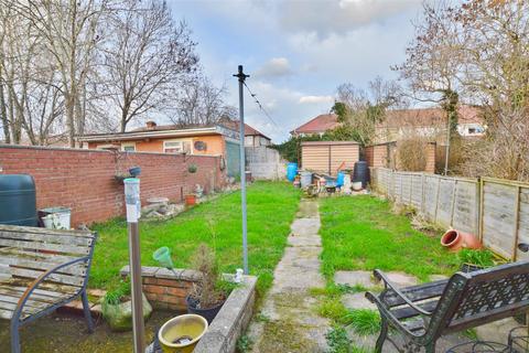 undefined, Elmwood Road, Slough