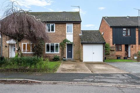 undefined, Ainsdale Way, Surrey GU21