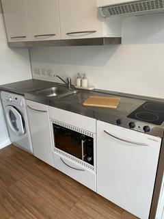1 bedroom property to rent, South Wolfe Street, Stoke-on-trent