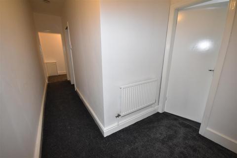 3 bedroom apartment to rent, Kelso Rd, Liverpool