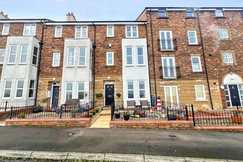 4 bedroom townhouse for sale, Renaissance Point, North Shields, Tyne and Wear, NE30 1LA