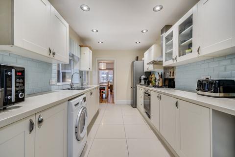 4 bedroom terraced house for sale, Bishop Road, Chelmsford