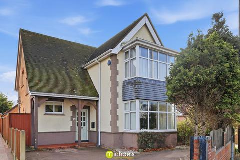 undefined, Frinton Road, Holland-on-Sea, Clacton-on-Sea, CO15