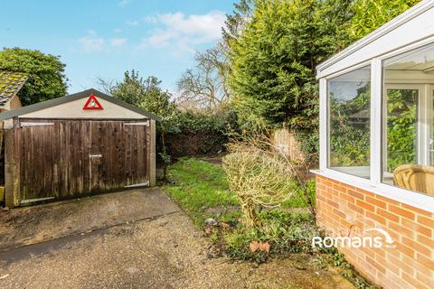 undefined, Tamarisk Avenue, Reading, RG2