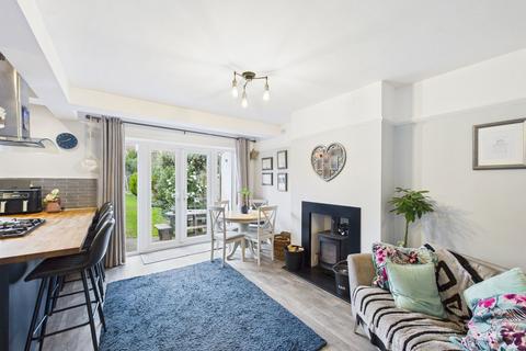 5 bedroom semi-detached house for sale, Cissbury Road, Worthing BN14