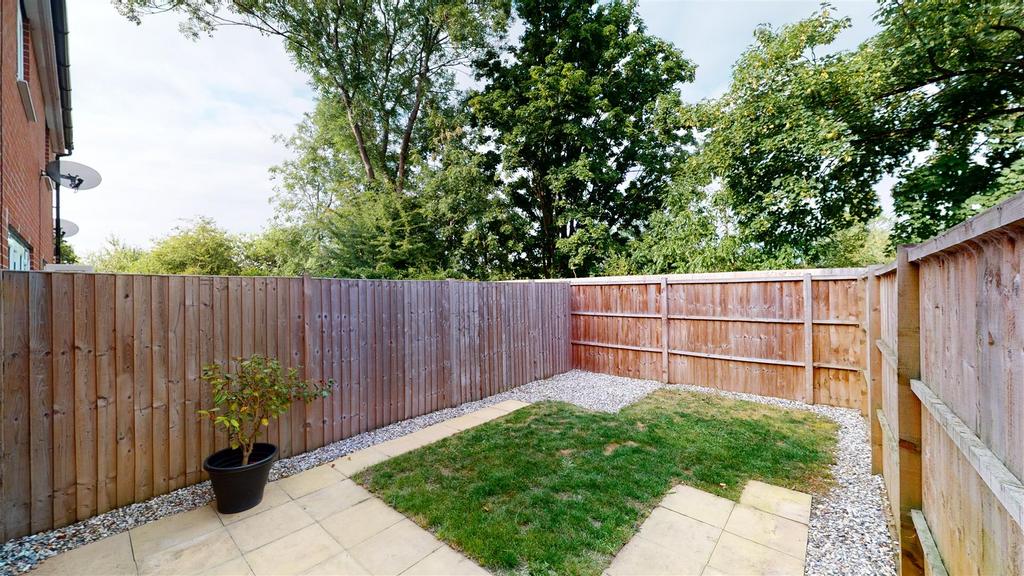 Penson Way 38 Rear Garden 2022.jpg