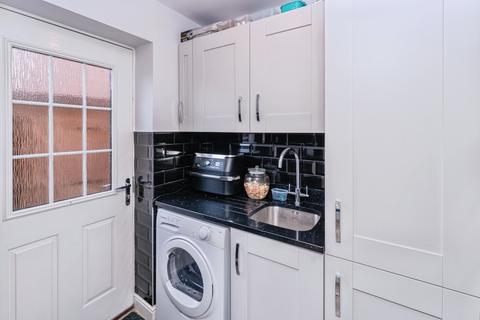 undefined, Rhodfa Logan, Rhyl, LL18