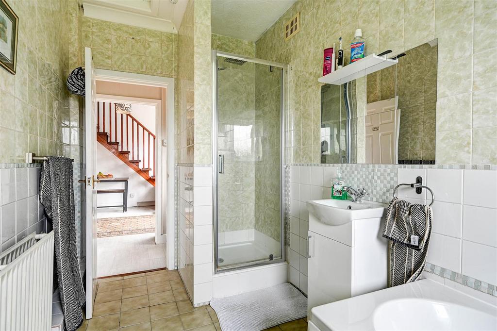 Bathroom shower.jpg