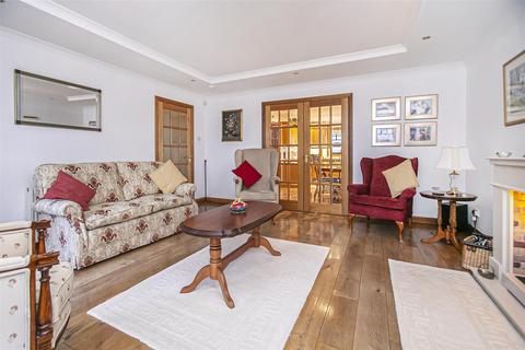 undefined, 4 Farmstead Road, Dalgety Bay, KY11 9HW