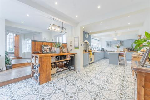 4 bedroom detached house for sale, The Honey Farm, Belbroughton Road, Blakedown