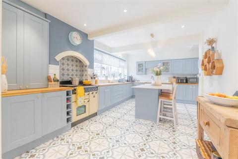 4 bedroom detached house for sale, The Honey Farm, Belbroughton Road, Blakedown